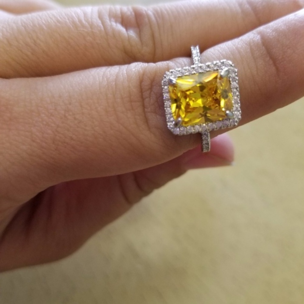 925 Swarovski Elements yellow emerald Women's ring Size 7 - Picture 6 of 8